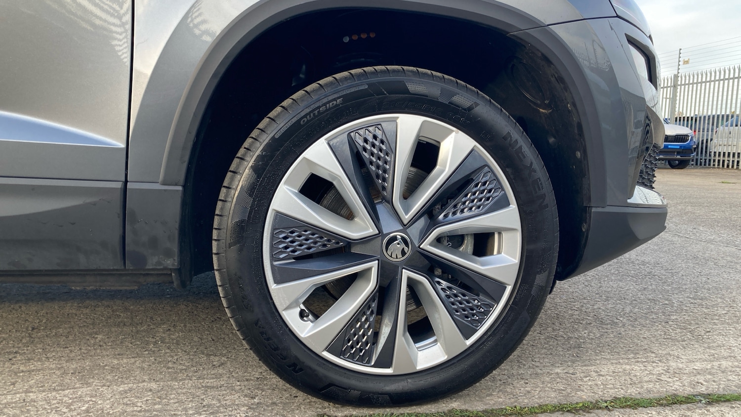 Used Skoda Karoq 2024 for sale - 76355439: Photo 5