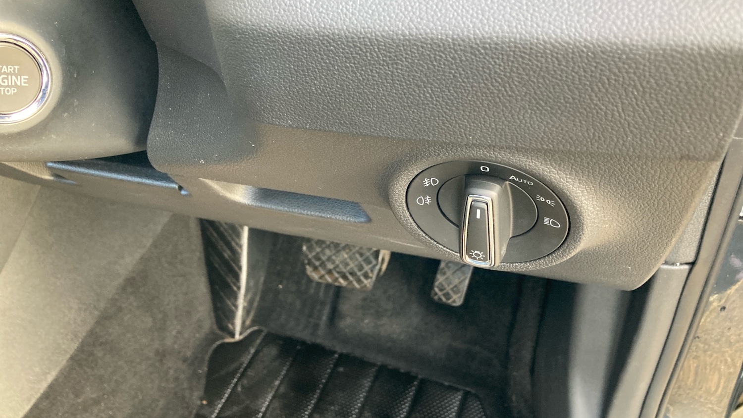 Used Skoda Karoq 2022 for sale - 76971082: Photo 24