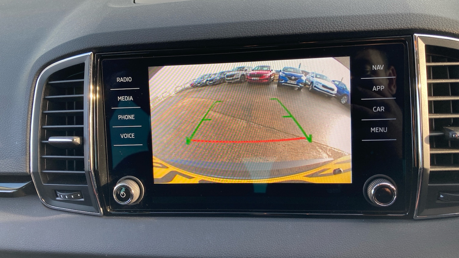 Used Skoda Karoq 2022 for sale - 76971082: Photo 31