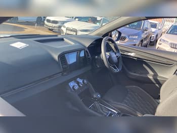 Used Skoda Karoq 2026 for sale - 79802391: Photo