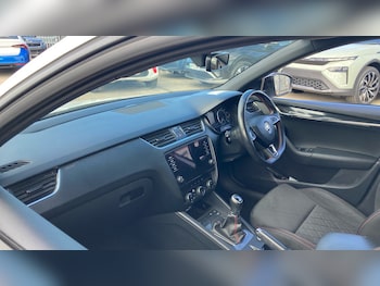 Used Skoda Octavia 2018 for sale - 78524120: Photo