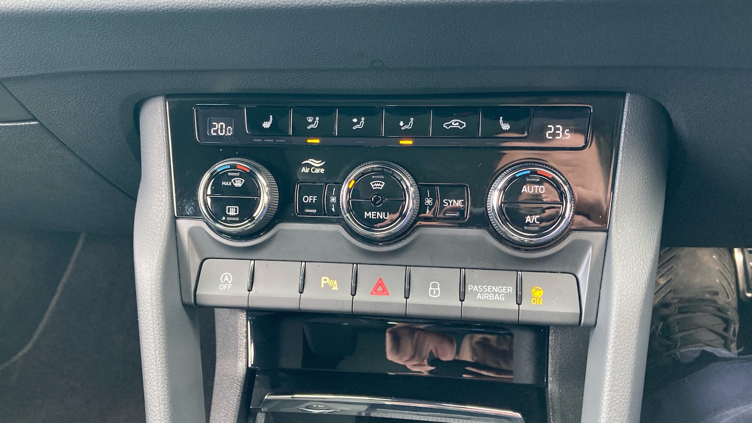 Used Skoda Karoq 2025 for sale - 77676179: Photo 13