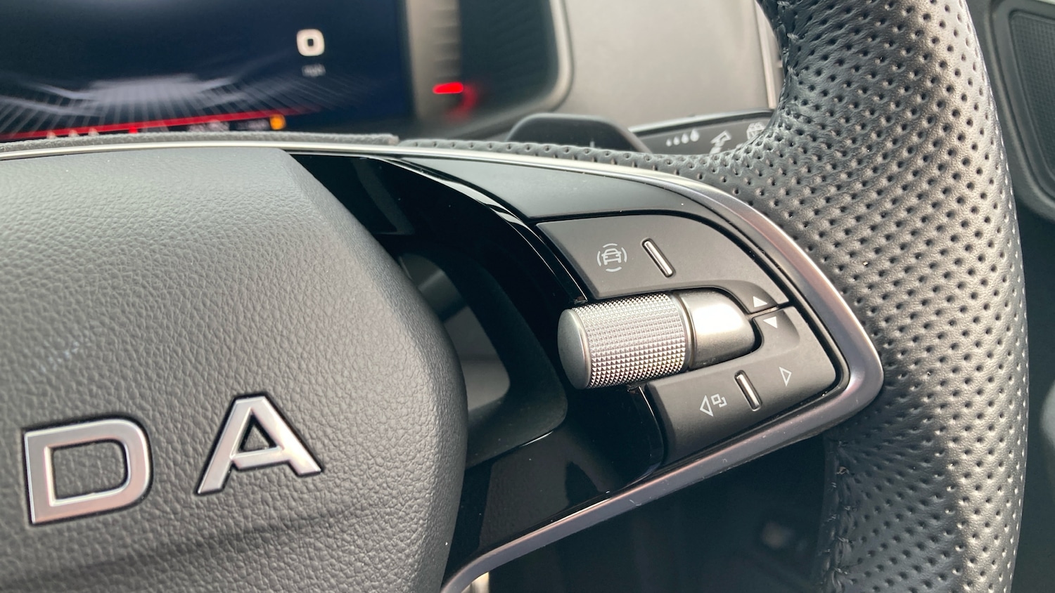 Used Skoda Karoq 2025 for sale - 77676179: Photo 18