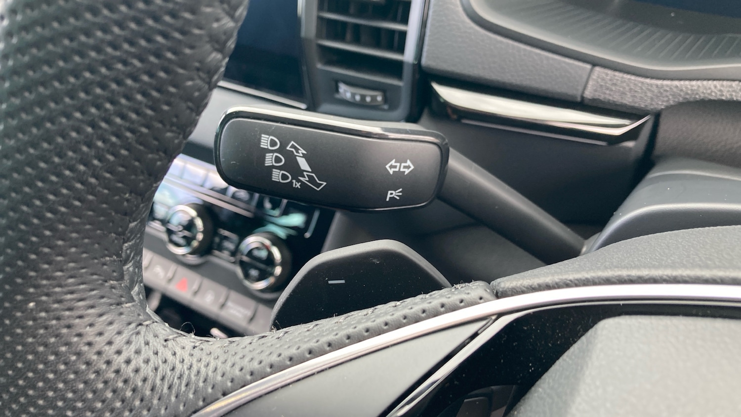 Used Skoda Karoq 2025 for sale - 77676179: Photo 30