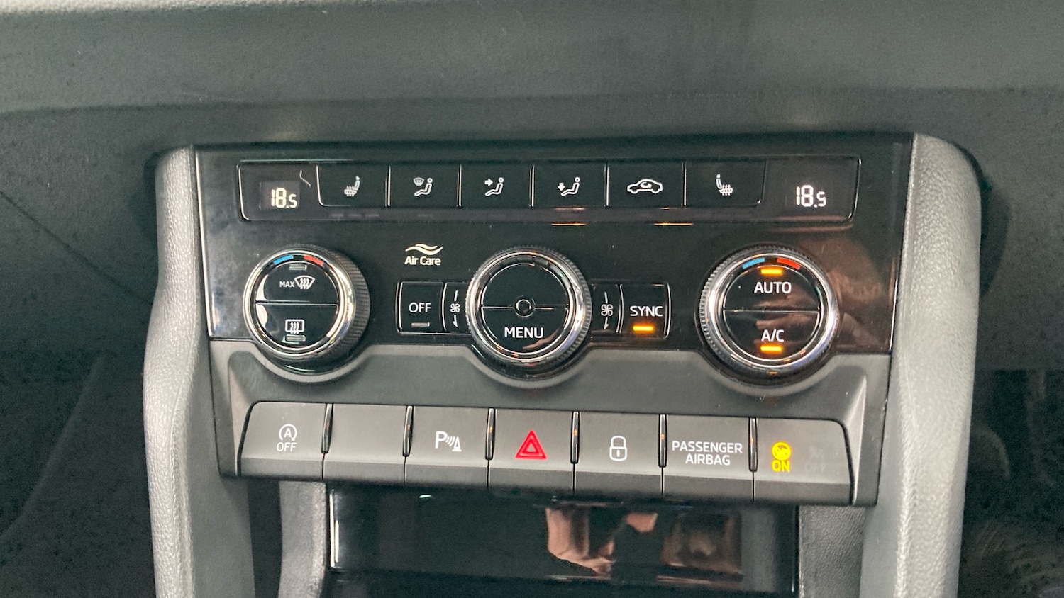 Used Skoda Karoq 2024 for sale - 77935157: Photo 13