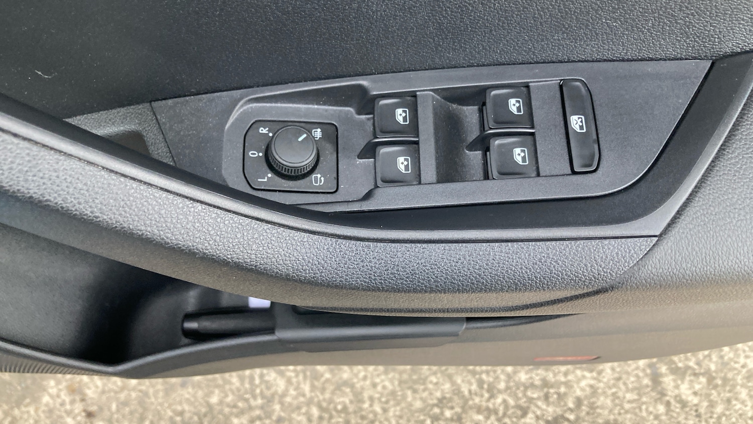 Used Skoda Karoq 2024 for sale - 77935157: Photo 26