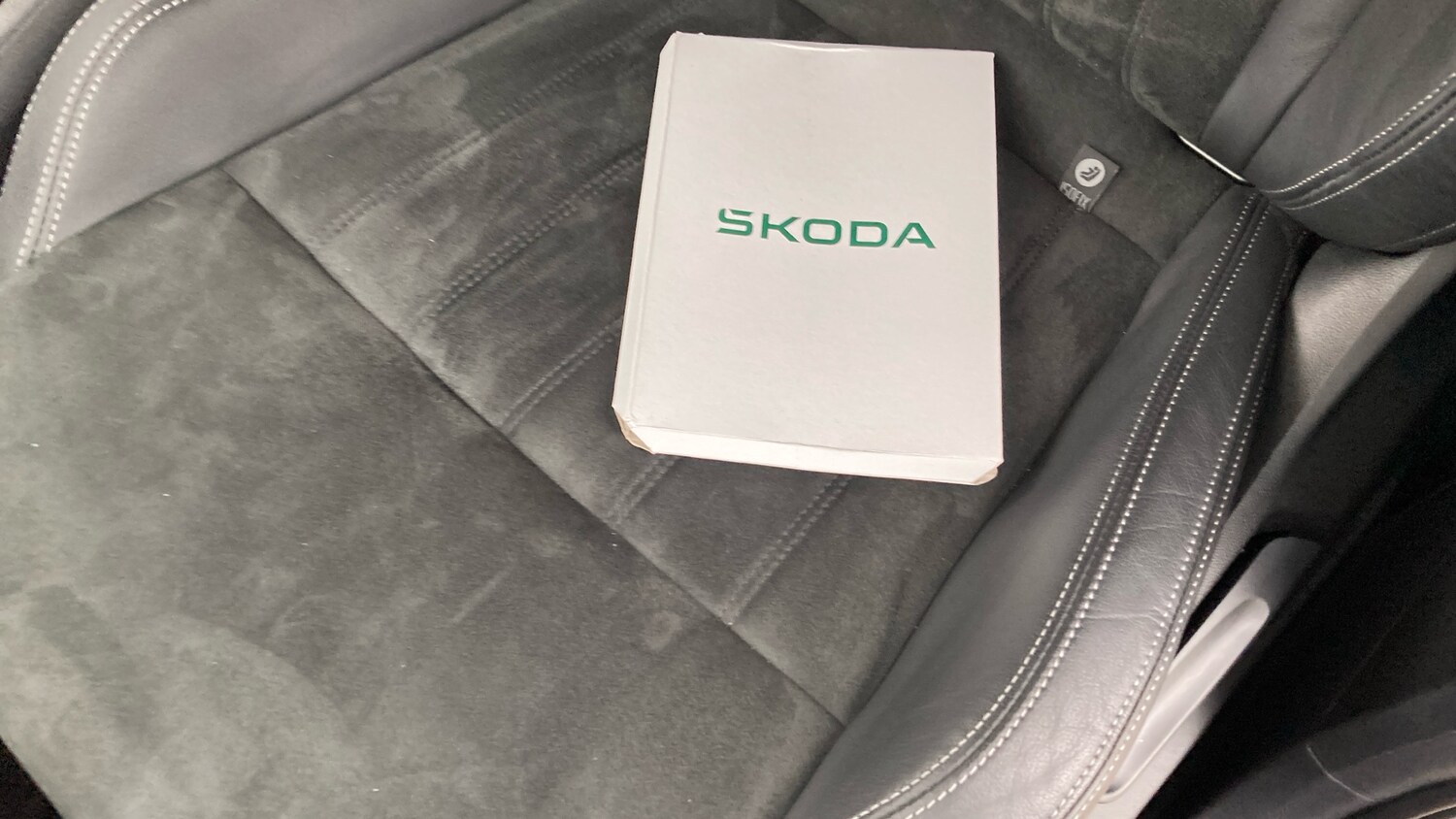 Used Skoda Karoq 2024 for sale - 77935157: Photo 43