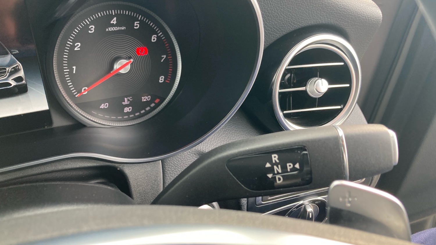 Used Mercedes-Benz GLC 2018 for sale - 77903789: Photo 13