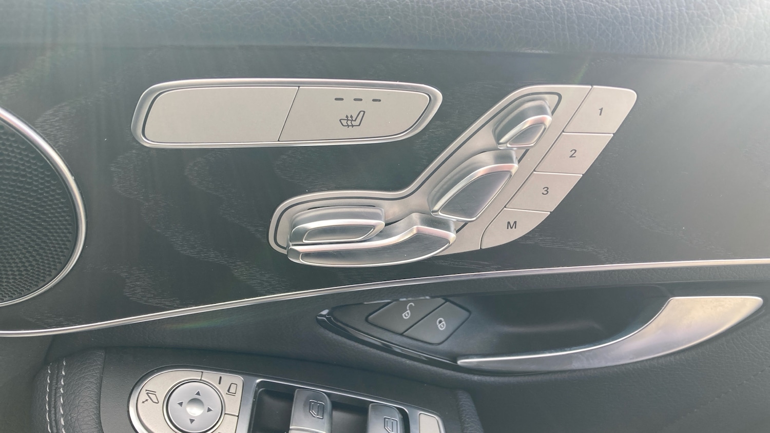 Used Mercedes-Benz GLC 2018 for sale - 77903789: Photo 27