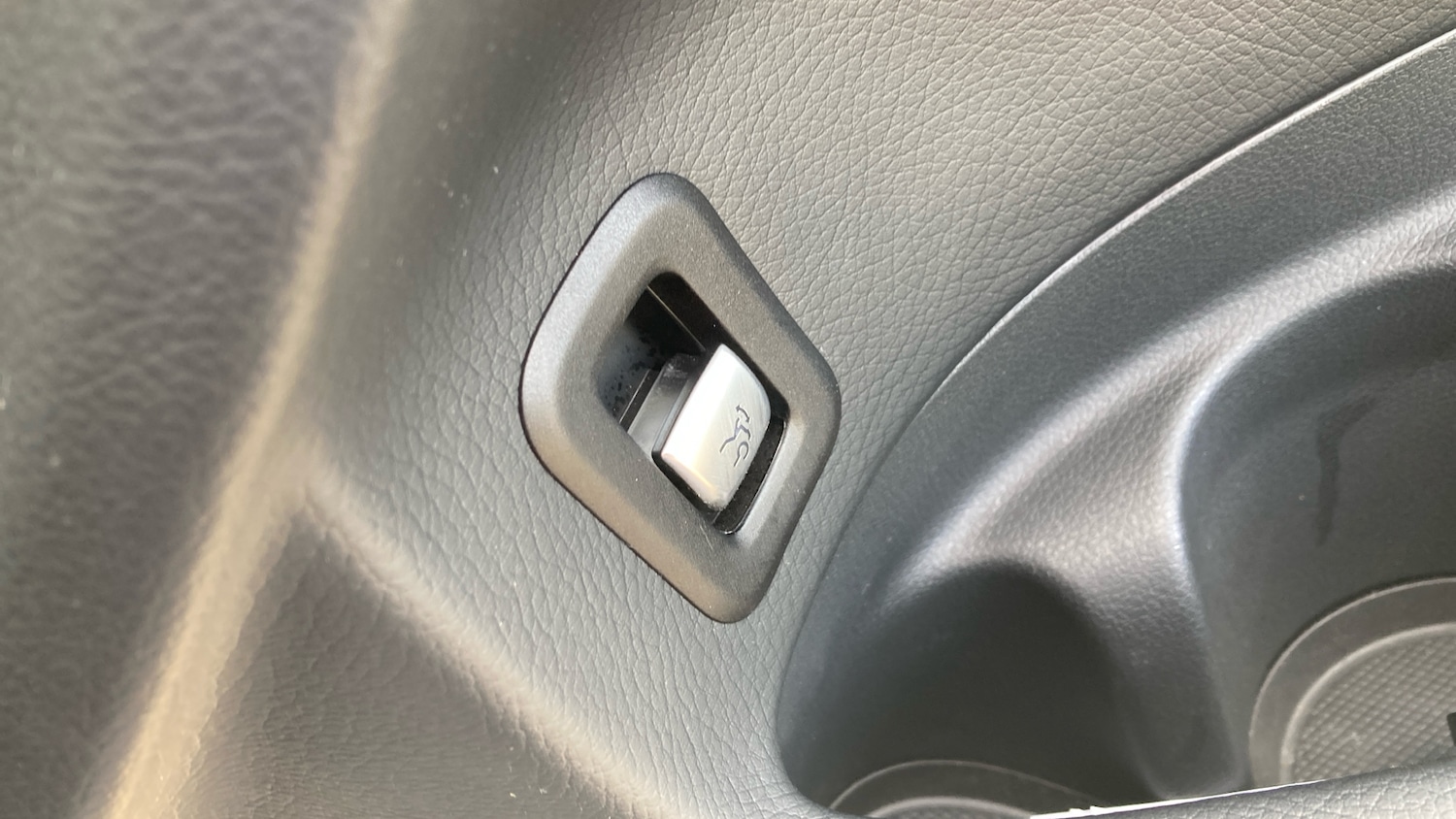 Used Mercedes-Benz GLC 2018 for sale - 77903789: Photo 37