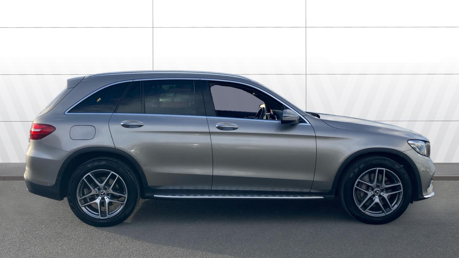 Used Mercedes-Benz GLC 2018 for sale - 77903789: Photo 5