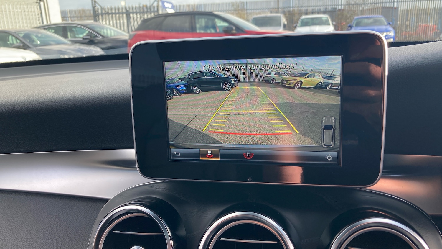 Used Mercedes-Benz GLC 2018 for sale - 77903789: Photo 55