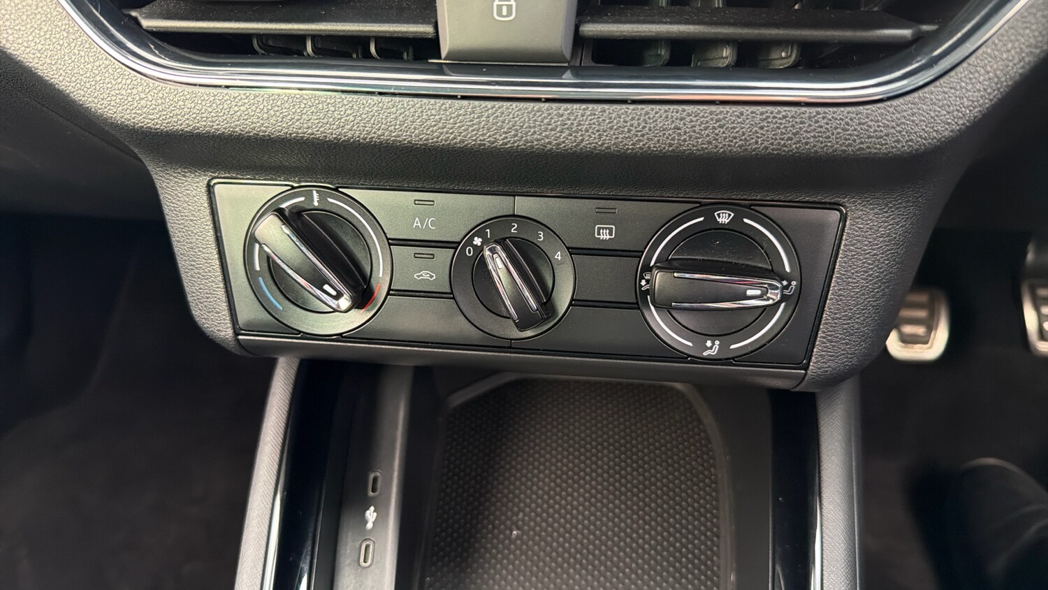 Used Skoda Kamiq 2022 for sale - 76332033: Photo 13