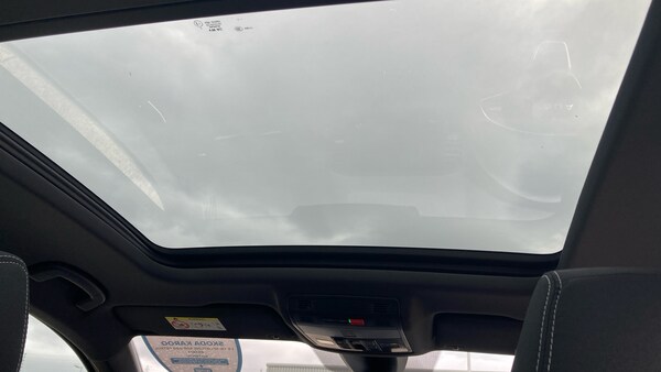 Used Skoda Karoq 2025 for sale - 76088458: Photo 32