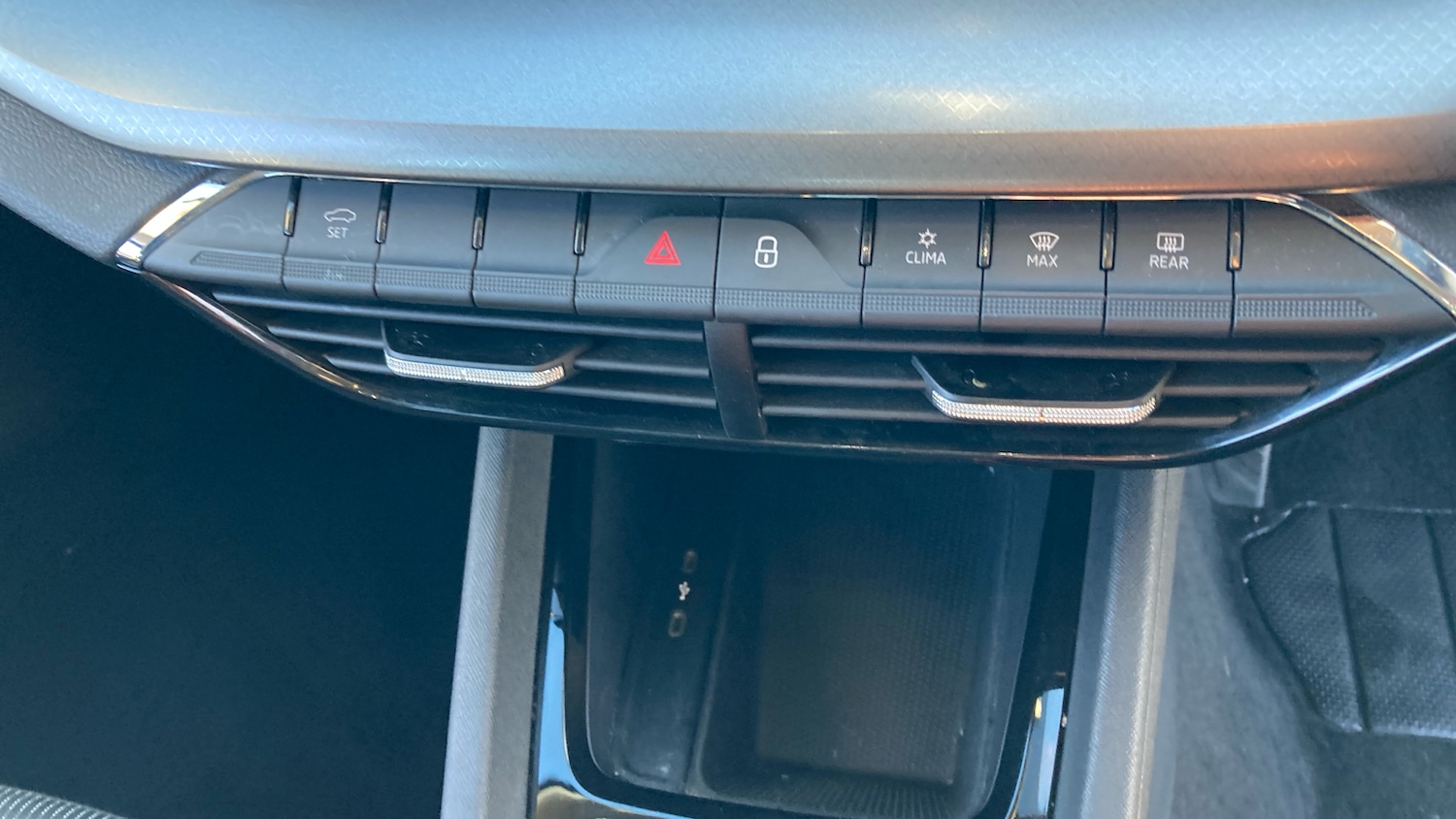 Used Skoda Octavia 2020 for sale - 76922390: Photo 13