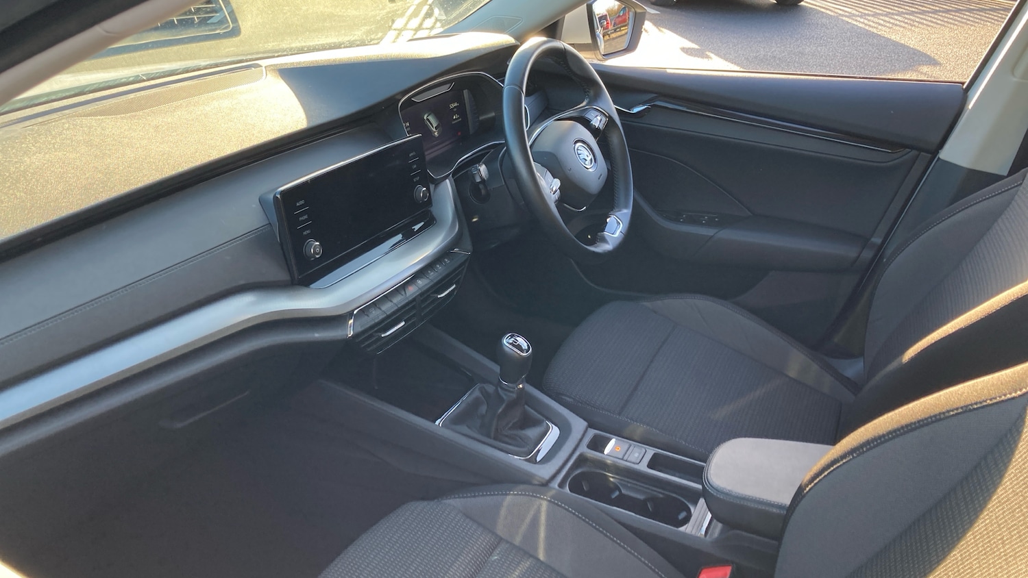 Used Skoda Octavia 2020 for sale - 76922390: Photo 2