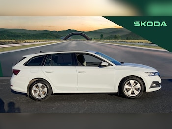 Used Skoda Octavia 2020 for sale - 76922390: Photo