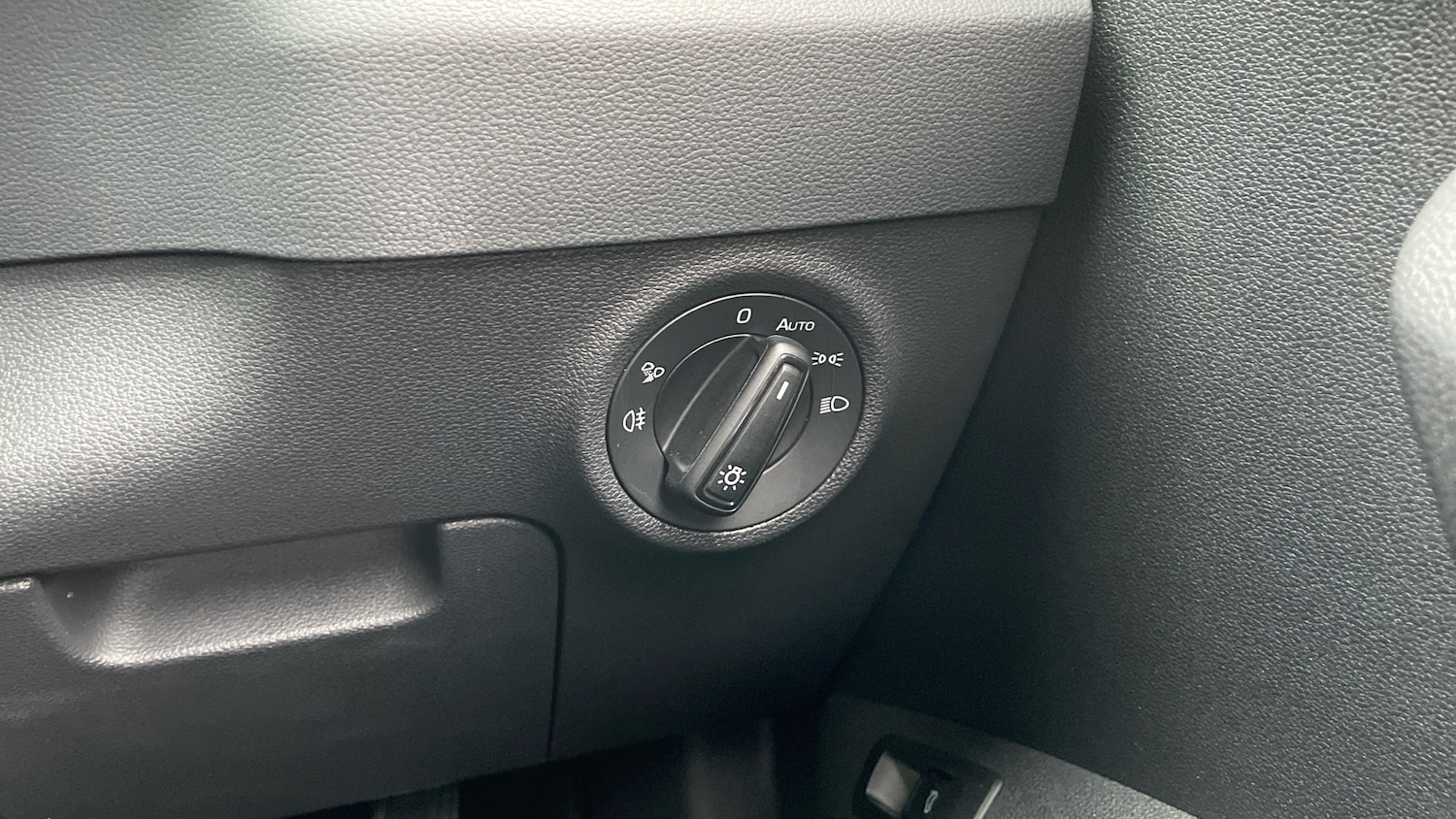 Used Skoda Karoq 2025 for sale - 76290431: Photo 24