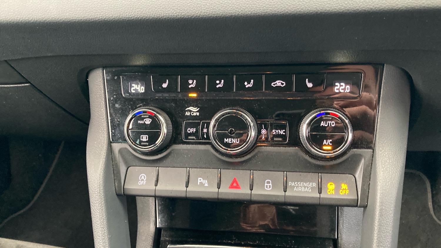 Used Skoda Karoq 2023 for sale - 76862253: Photo 13