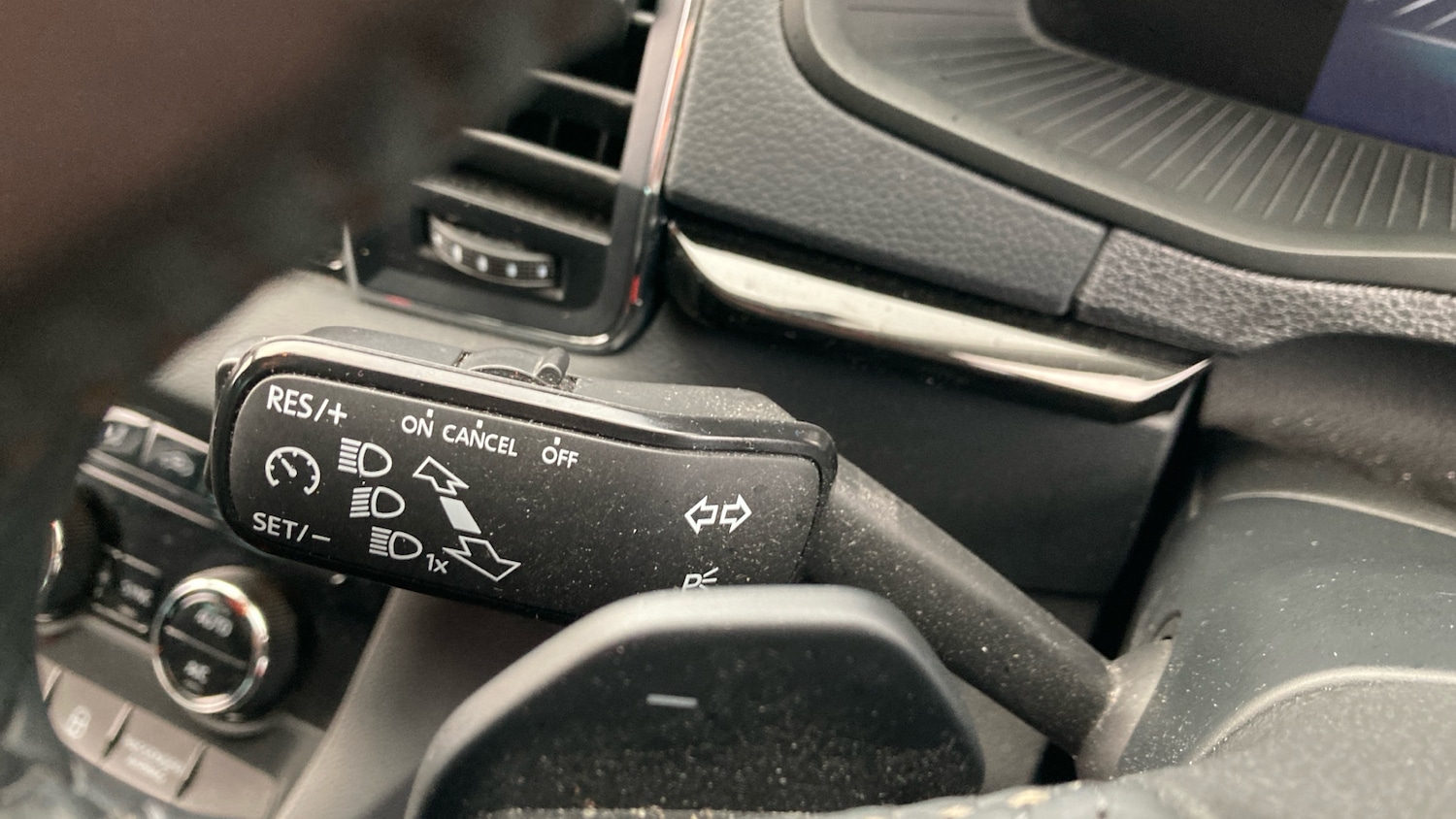 Used Skoda Karoq 2023 for sale - 76862253: Photo 27