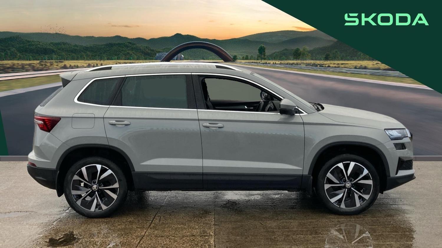 Used Skoda Karoq 2023 for sale - 76862253: Photo 4