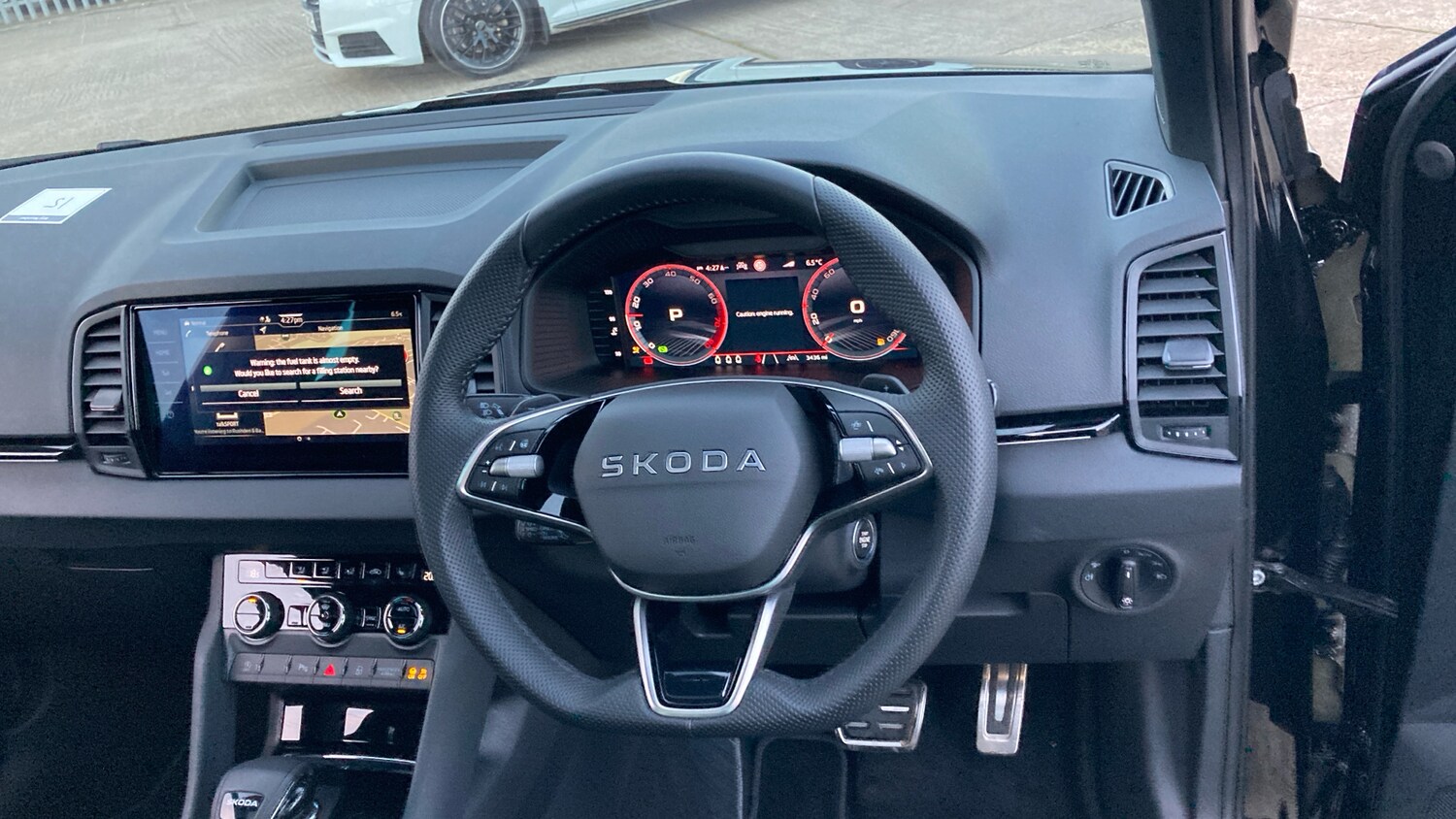 Used Skoda Karoq 2025 for sale - 76858680: Photo 10