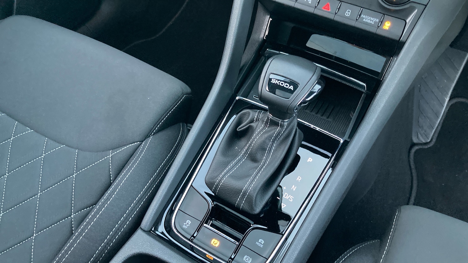 Used Skoda Karoq 2025 for sale - 76858680: Photo 14