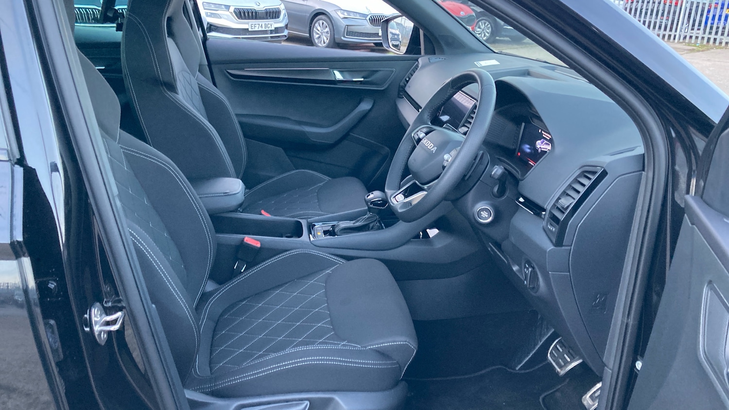 Used Skoda Karoq 2025 for sale - 76858680: Photo 15