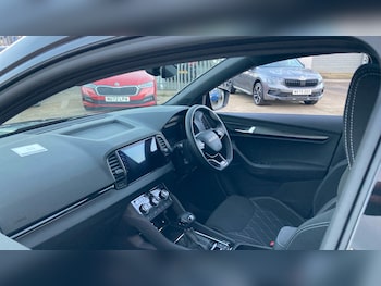 Used Skoda Karoq 2025 for sale - 76858680: Photo