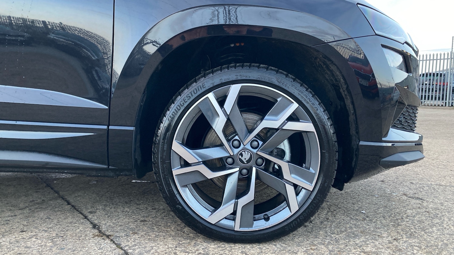 Used Skoda Karoq 2025 for sale - 76858680: Photo 5