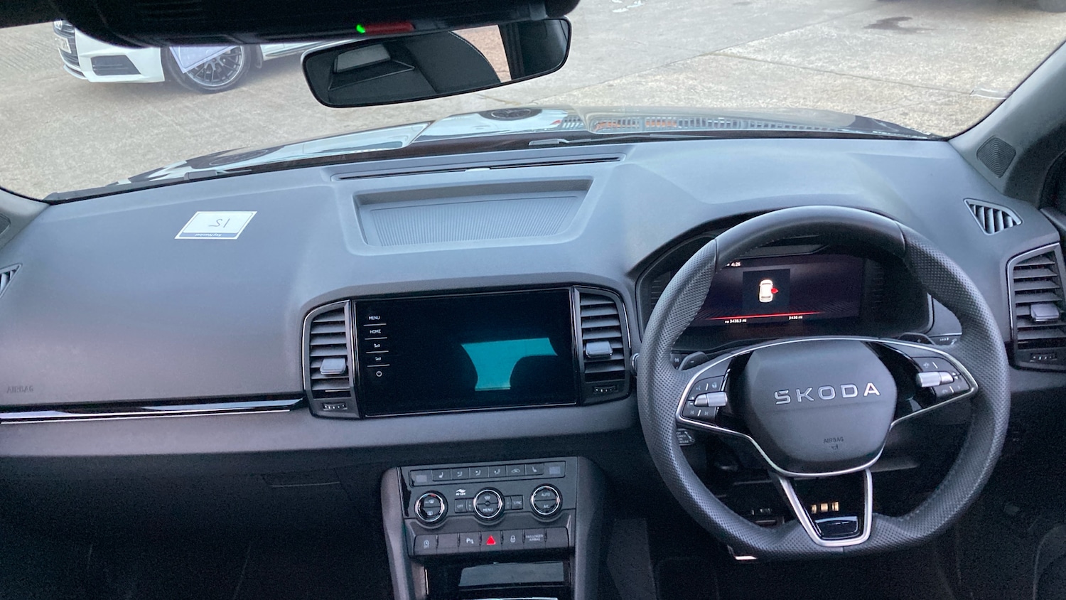 Used Skoda Karoq 2025 for sale - 76858680: Photo 9