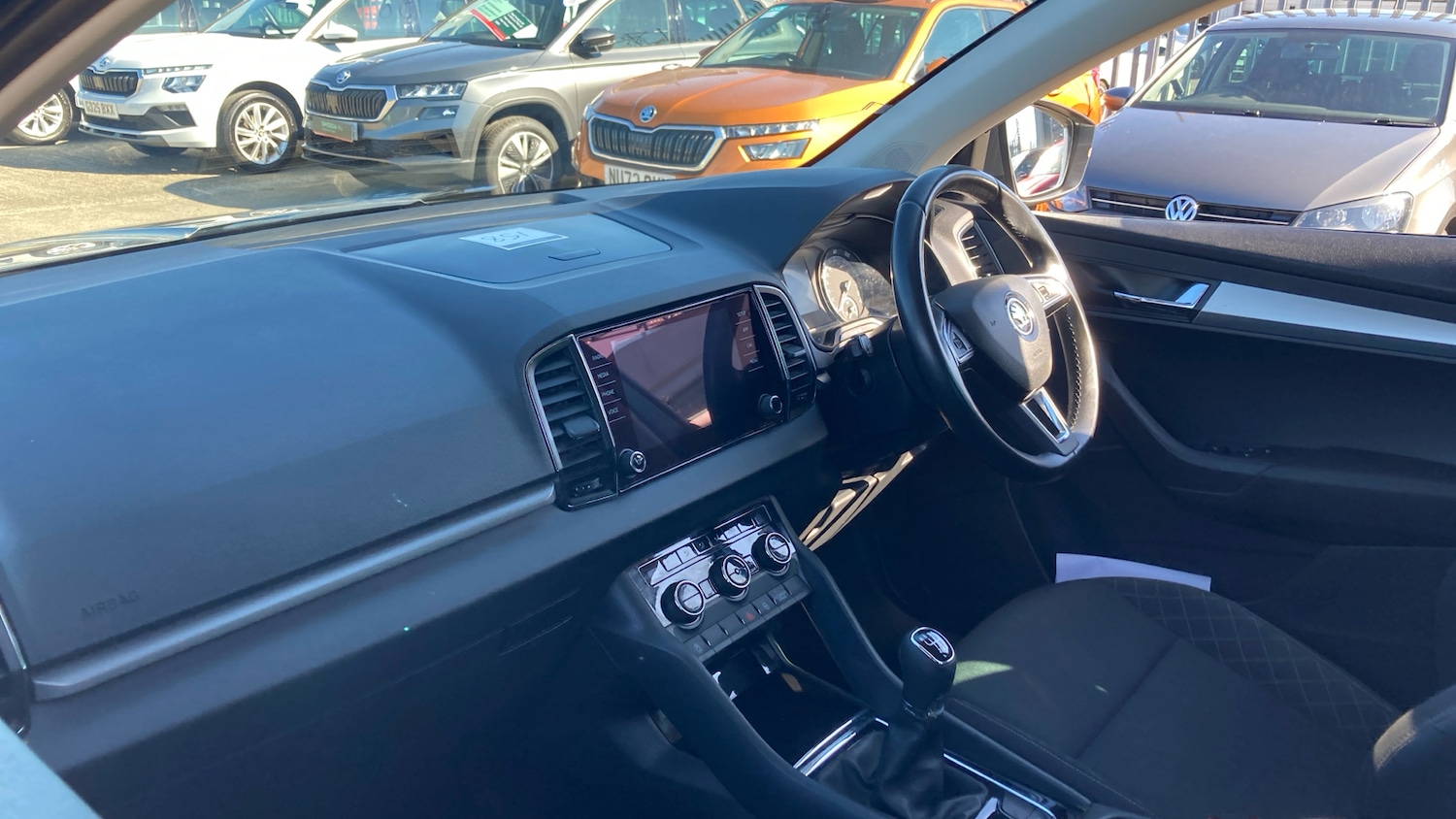 Used Skoda Karoq 2019 for sale - 78164647: Photo 2