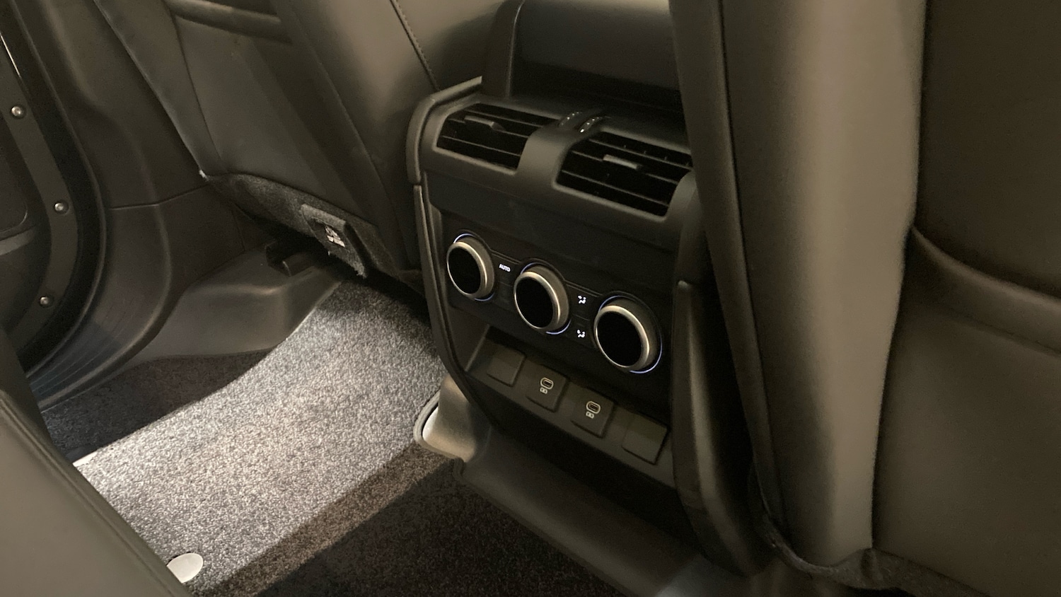 Used Land Rover Defender 2024 for sale - 77581949: Photo 18