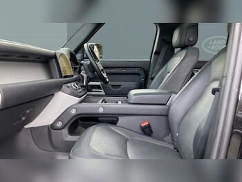 Used Land Rover Defender 2024 for sale - 77581949: Photo