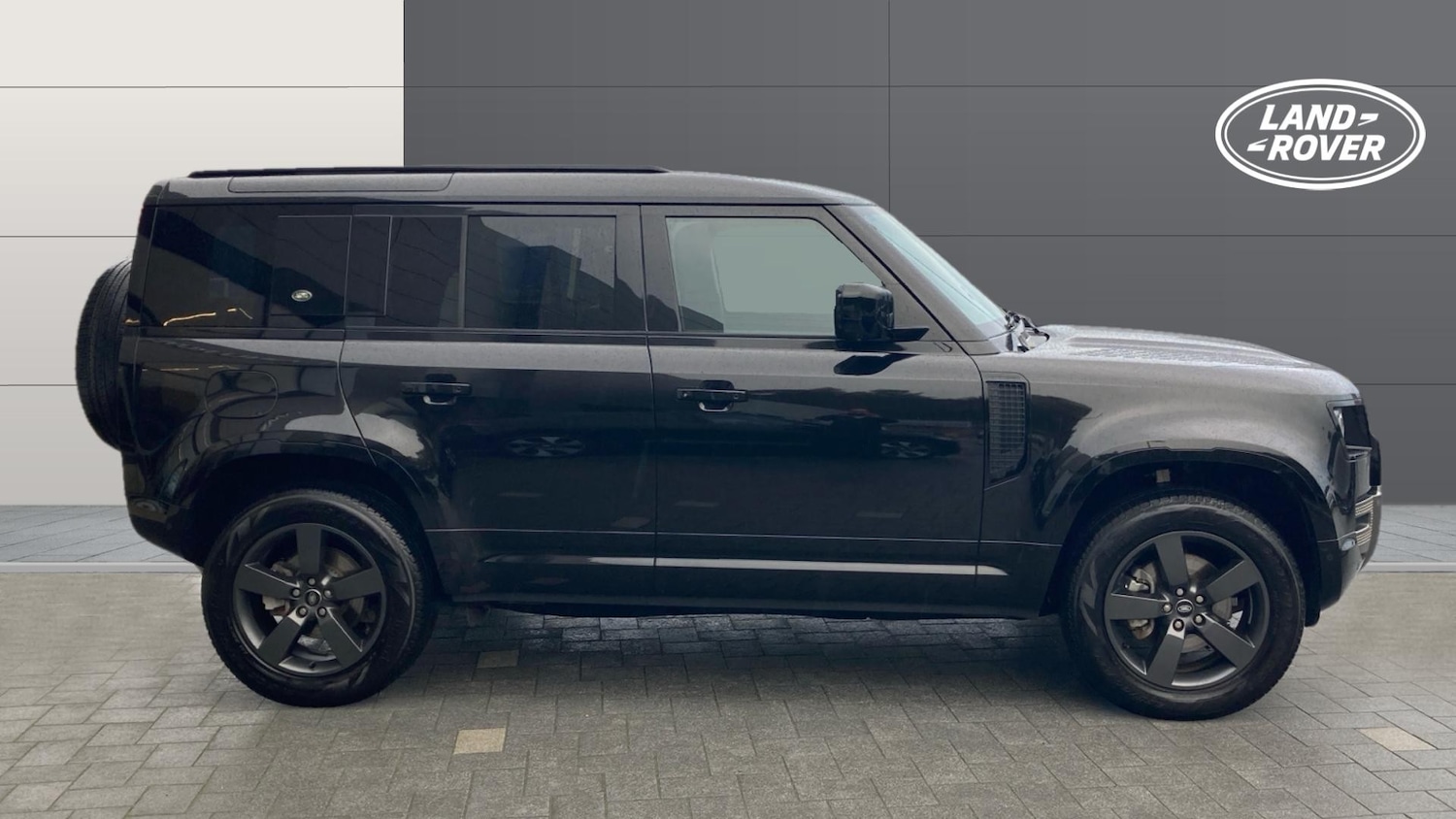 Used Land Rover Defender 2024 for sale - 77581949: Photo 5