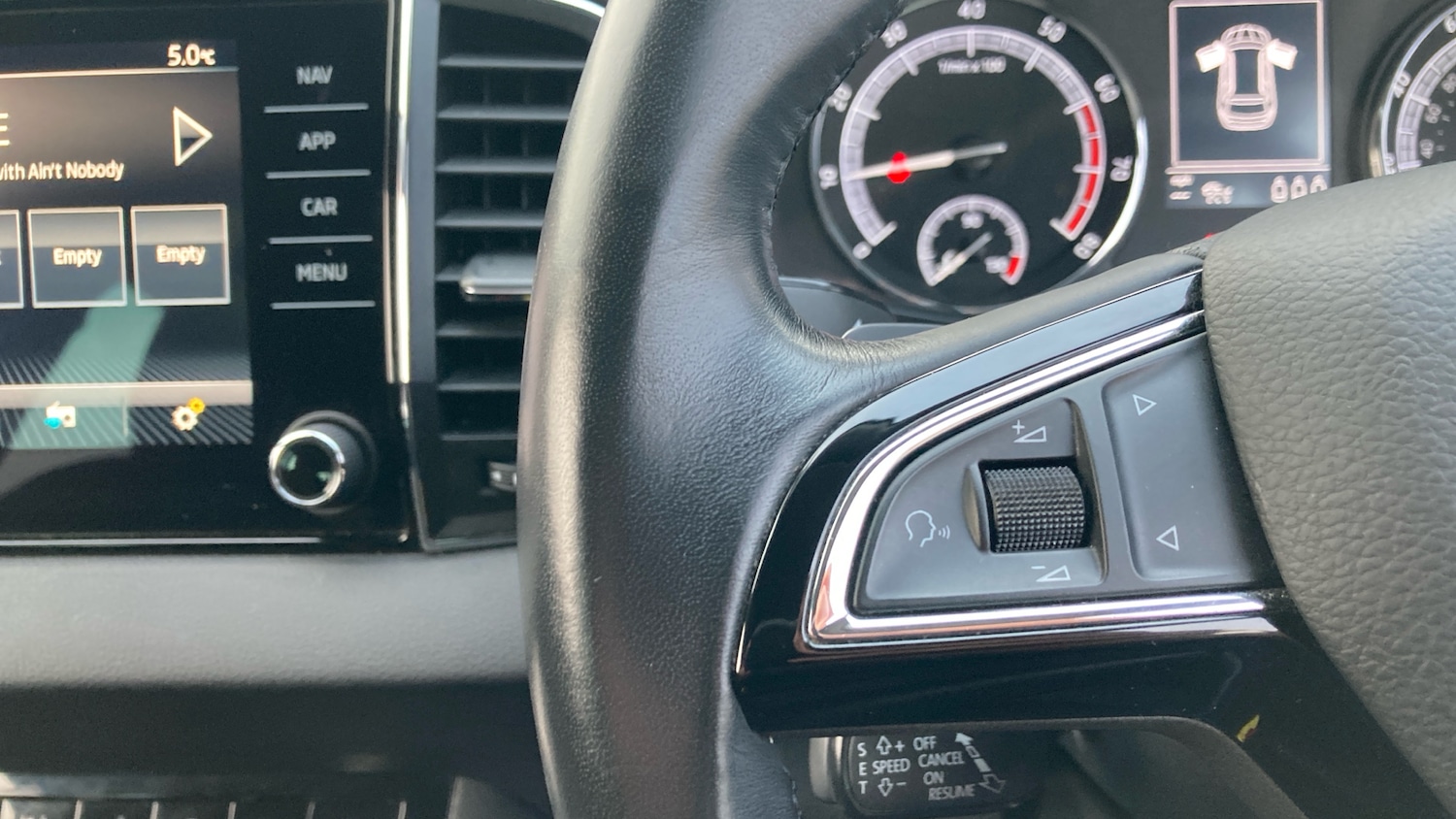 Used Skoda Karoq 2020 for sale - 77251049: Photo 17