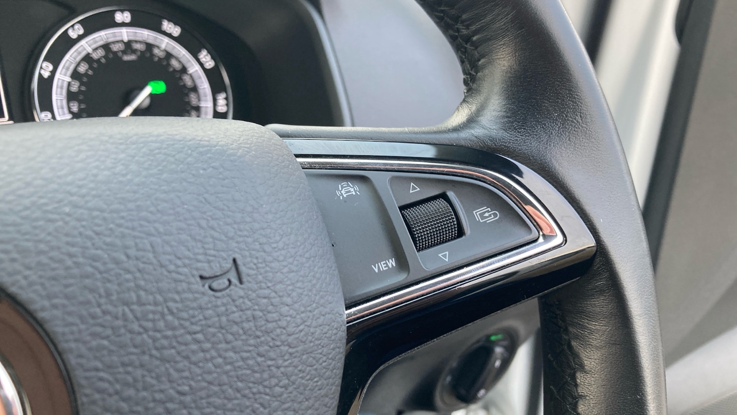 Used Skoda Karoq 2020 for sale - 77251049: Photo 18