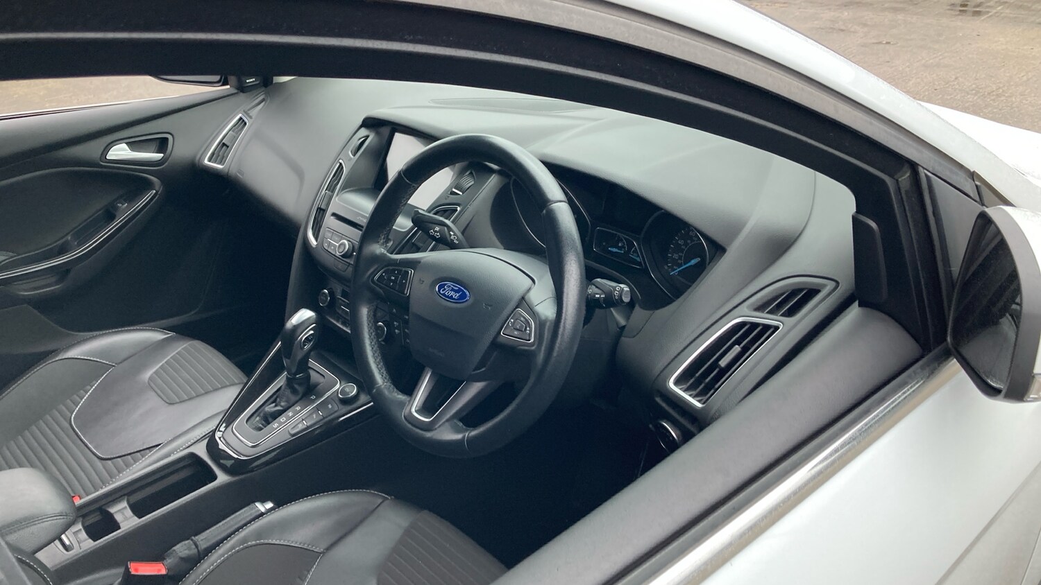 Used Ford Focus 2017 for sale - 77494601: Photo 11