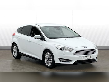 Used Ford Focus 2017 for sale - 77494601: Photo