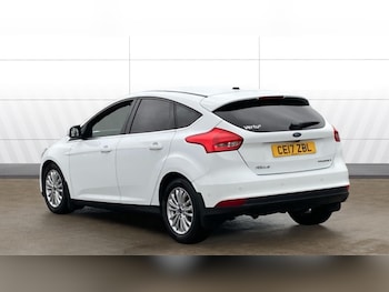 Used Ford Focus 2017 for sale - 77494601: Photo