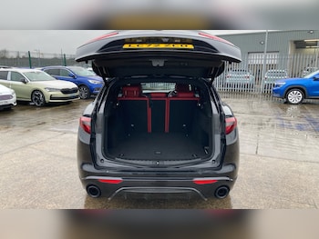 Used Alfa Romeo Stelvio 2022 for sale - 77447005: Photo