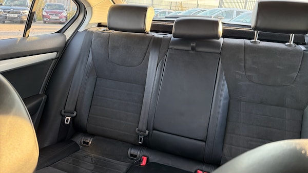 Used Skoda Octavia 2015 for sale - 76076228: Photo 16