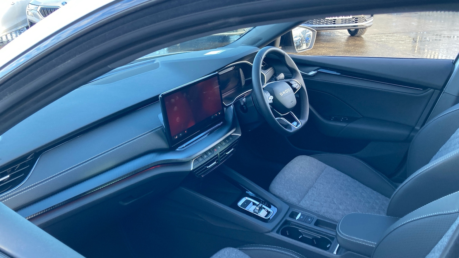 Used Skoda Octavia 2025 for sale - 77198761: Photo 2