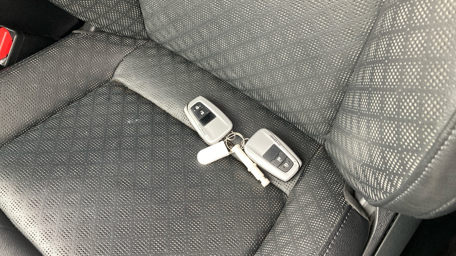 Used Toyota C-HR 2022 for sale - 77935131: Photo 20