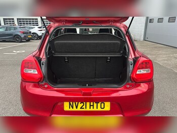 Used Suzuki Swift 2021 for sale - 75820636: Photo