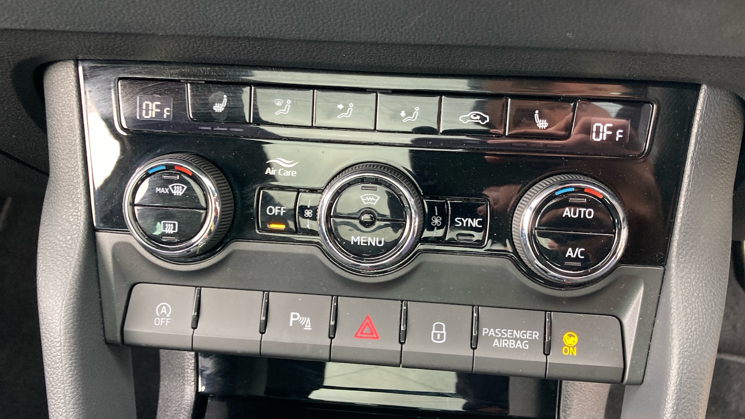 Used Skoda Karoq 2025 for sale - 76494450: Photo 13