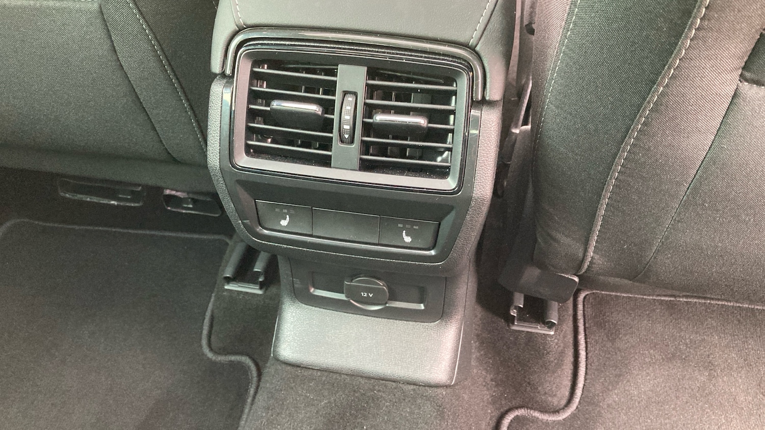 Used Skoda Karoq 2025 for sale - 76494450: Photo 33