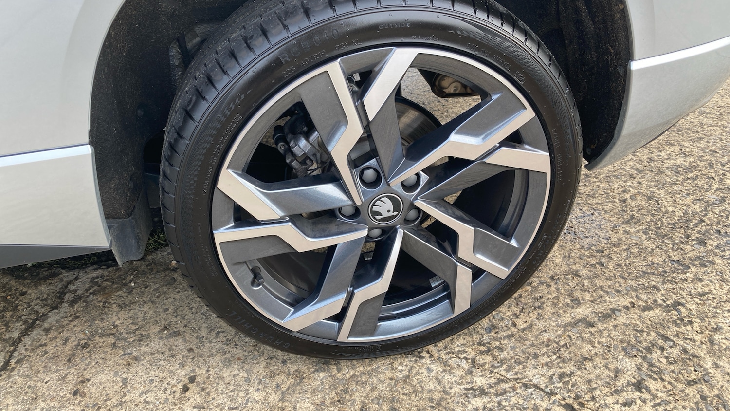 Used Skoda Karoq 2025 for sale - 76494450: Photo 44