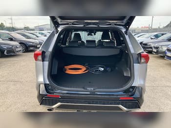 Used Toyota RAV4 2025 for sale - 79651356: Photo