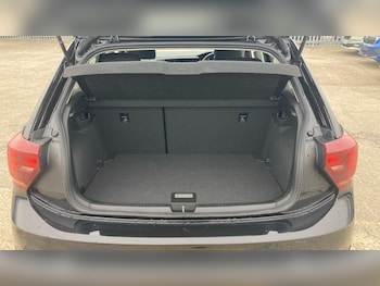 Used Volkswagen Polo 2024 for sale - 77763373: Photo